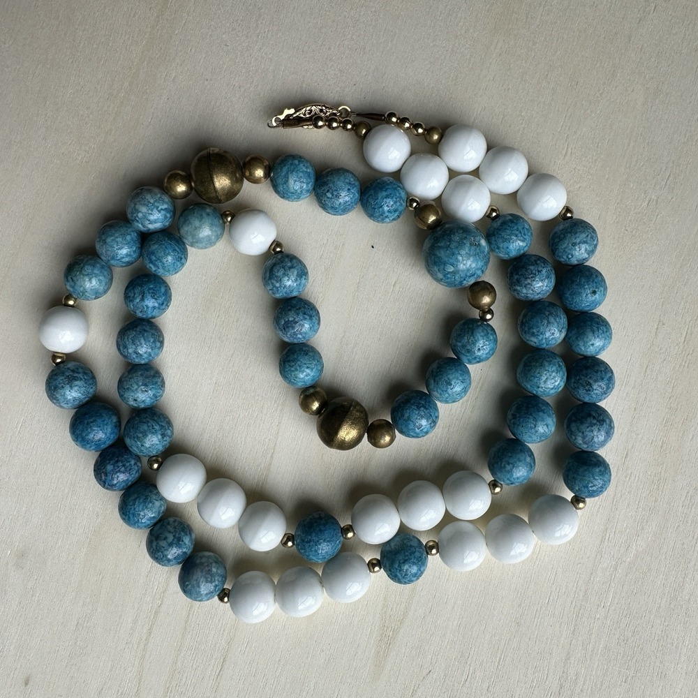 Vintage Asia Artisan Beaded Necklace 28 Inch Blue White Gold Plated Round Strand - Picture 2 of 7